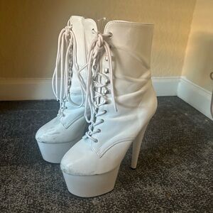 Women's White Platform Lace-Up Boots